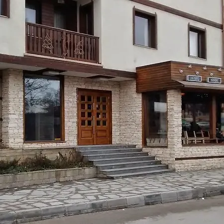 Two-bedroom In Fortuna דירה בנסקו